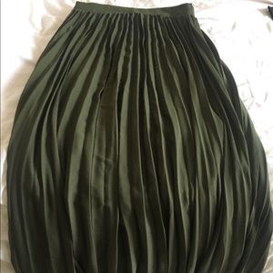 Army Green Pleated Skirt
