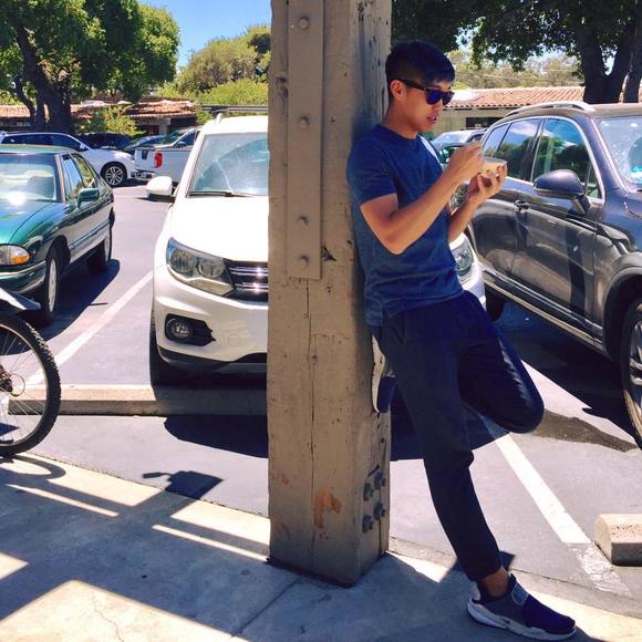 Meet your Posher, Ian - Picture 1 of 1