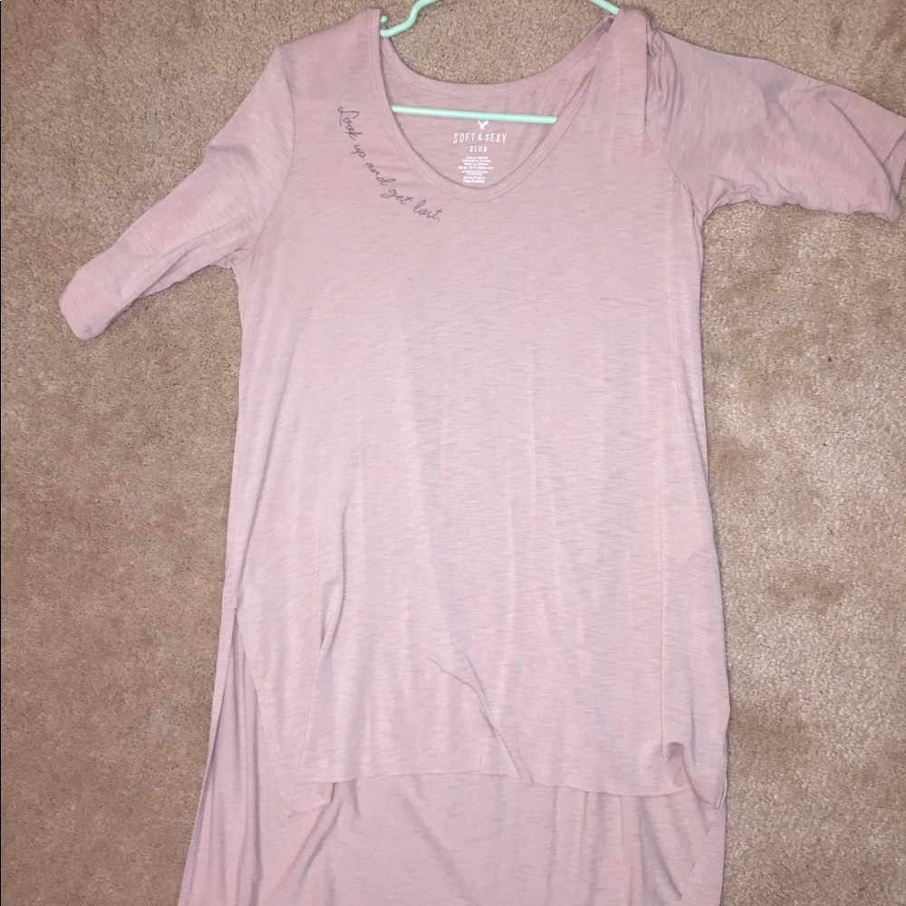 Extremely soft flowy tee