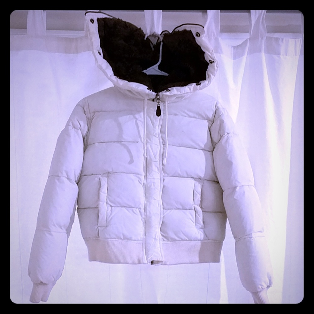 Make an offer ! American Eagle Outfitters M White