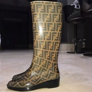 Fendi Logo Rainboots