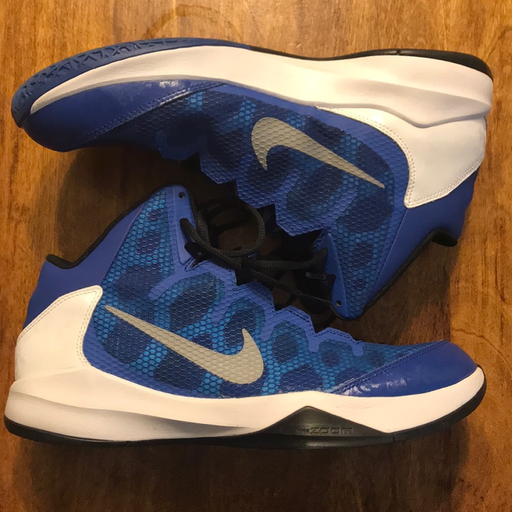 Nike Zoom Without a Doubt Sneakers worn once