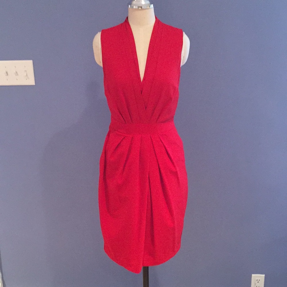H&M Red Knee Length Dress Sleeveless V-Neck Size 10