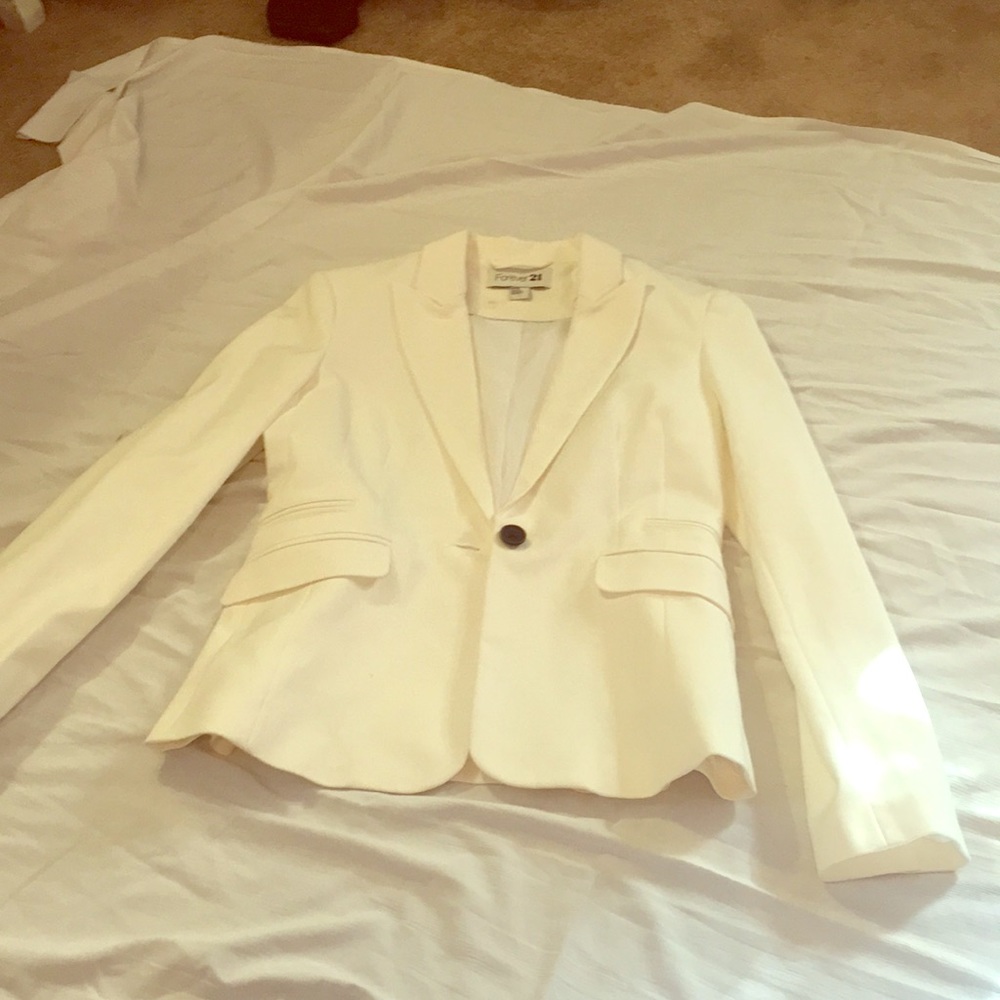 Once worne off white, women boyfriend blazer.