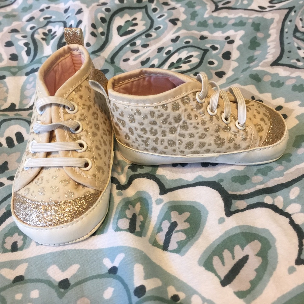 Carters Crib Shoe
