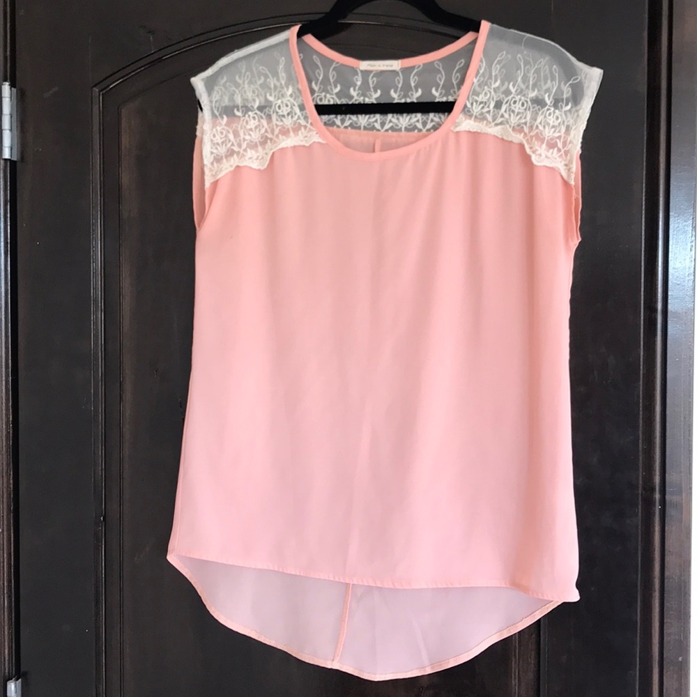 Sheer pink and lace high low round neck top