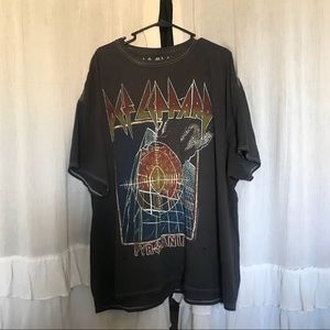Def Leppard oversized tee