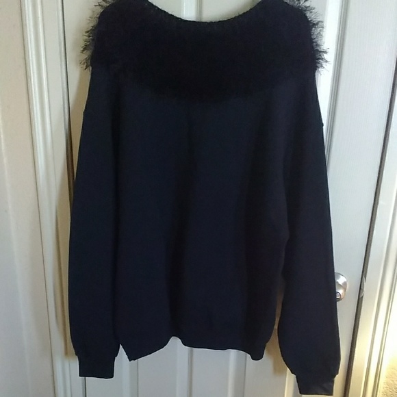 Black embellished sweatshirt - Picture 2 of 5