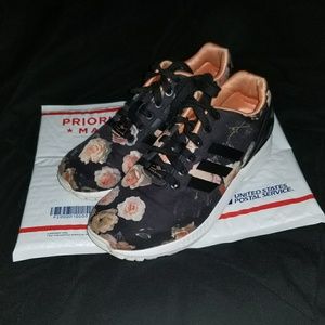 Adidas Flux Floral (Peach Roses) Size 7 US Womens