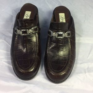 Brighton 8.5 N brown alligator clogs mules