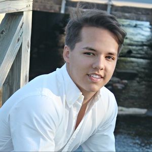 Meet your Posher, Caleb