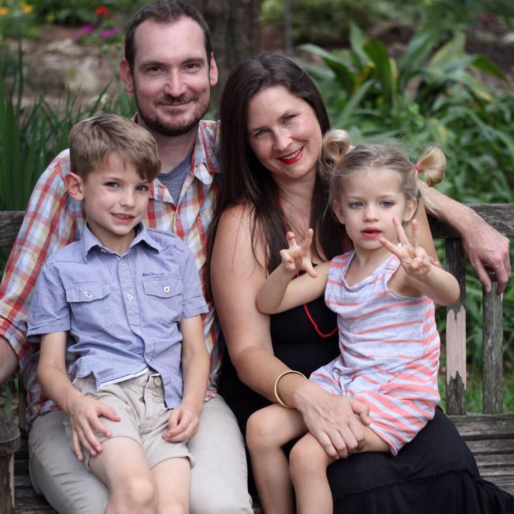 Meet your Posher, Angela