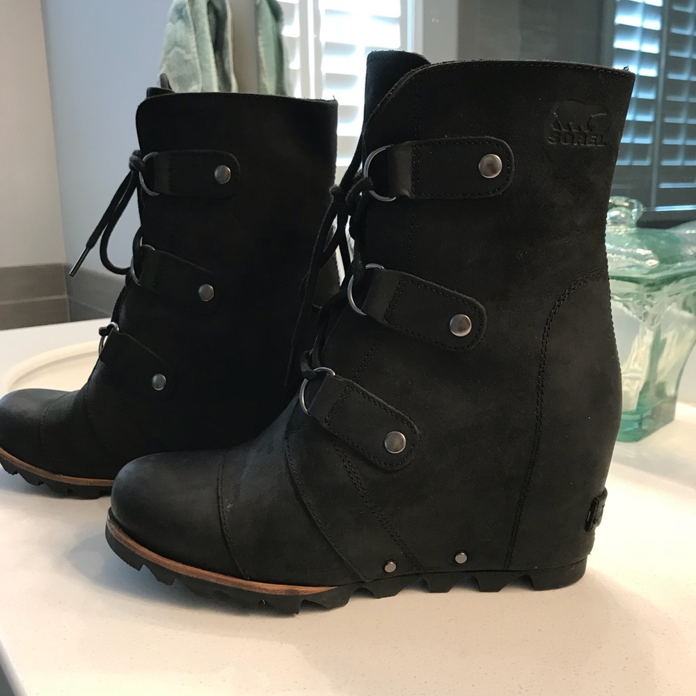 Sorel Joan of arctic wedge boot