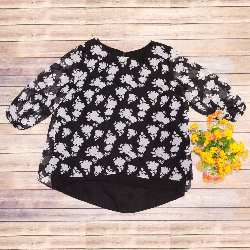 Black White Floral Blouse with Slit Up Back