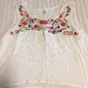 White floral flowy tank top