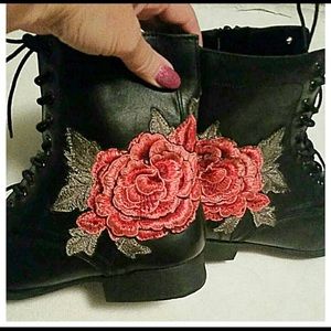 Cute embroidered rose lace up boots