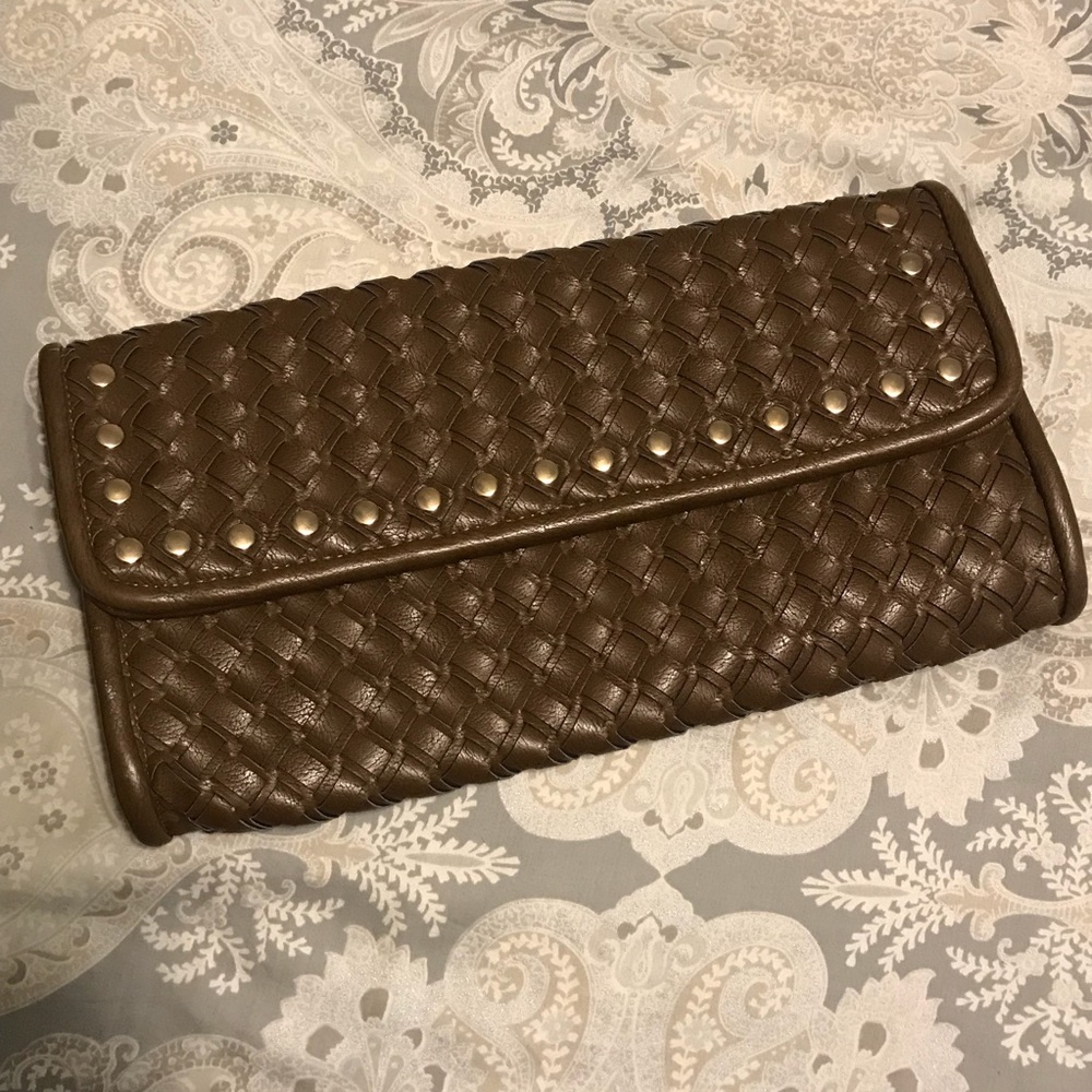Brown clutch