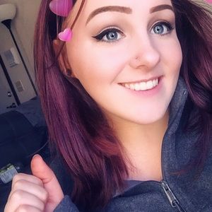 Meet your Posher, Kasey