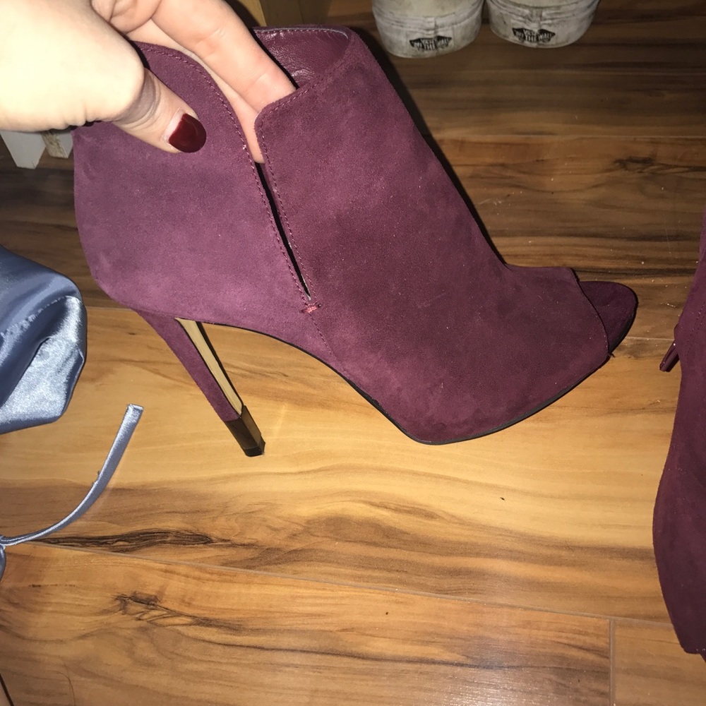 Guess heeled boot