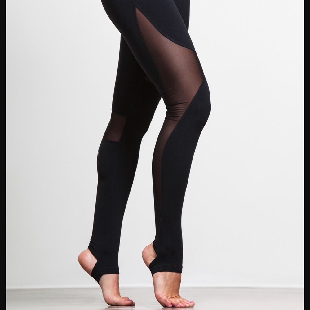 ALO Yoga Coast Stirrup Leggings