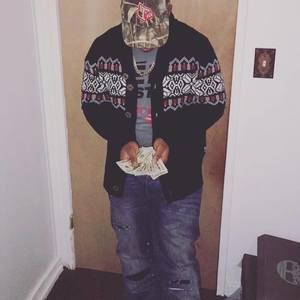 Meet your Posher, Raymond