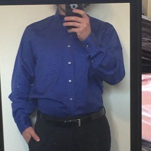 Izod 100% cotton twill dress shirt