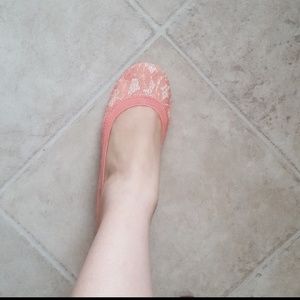 Beautiful lace Yosi Samra flats!