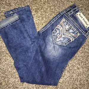 Rose Gold women’s rock revivals