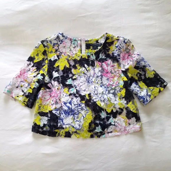 NWOT French Connection Crop Top - Picture 3 of 5