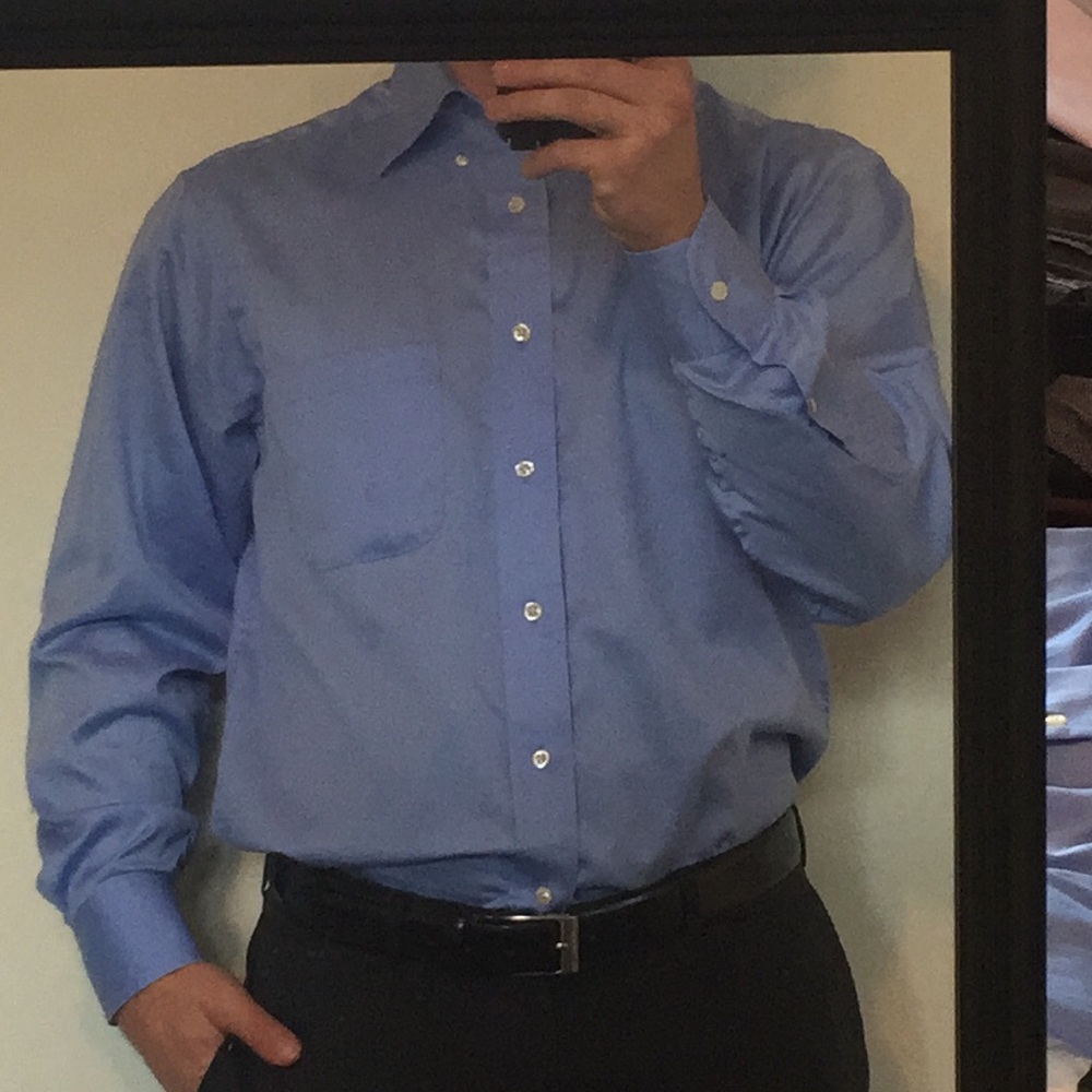 Izod 100% cotton twill dress shirt