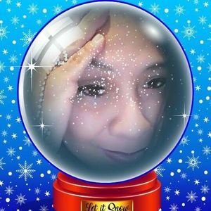 Meet your Posher, Lydia