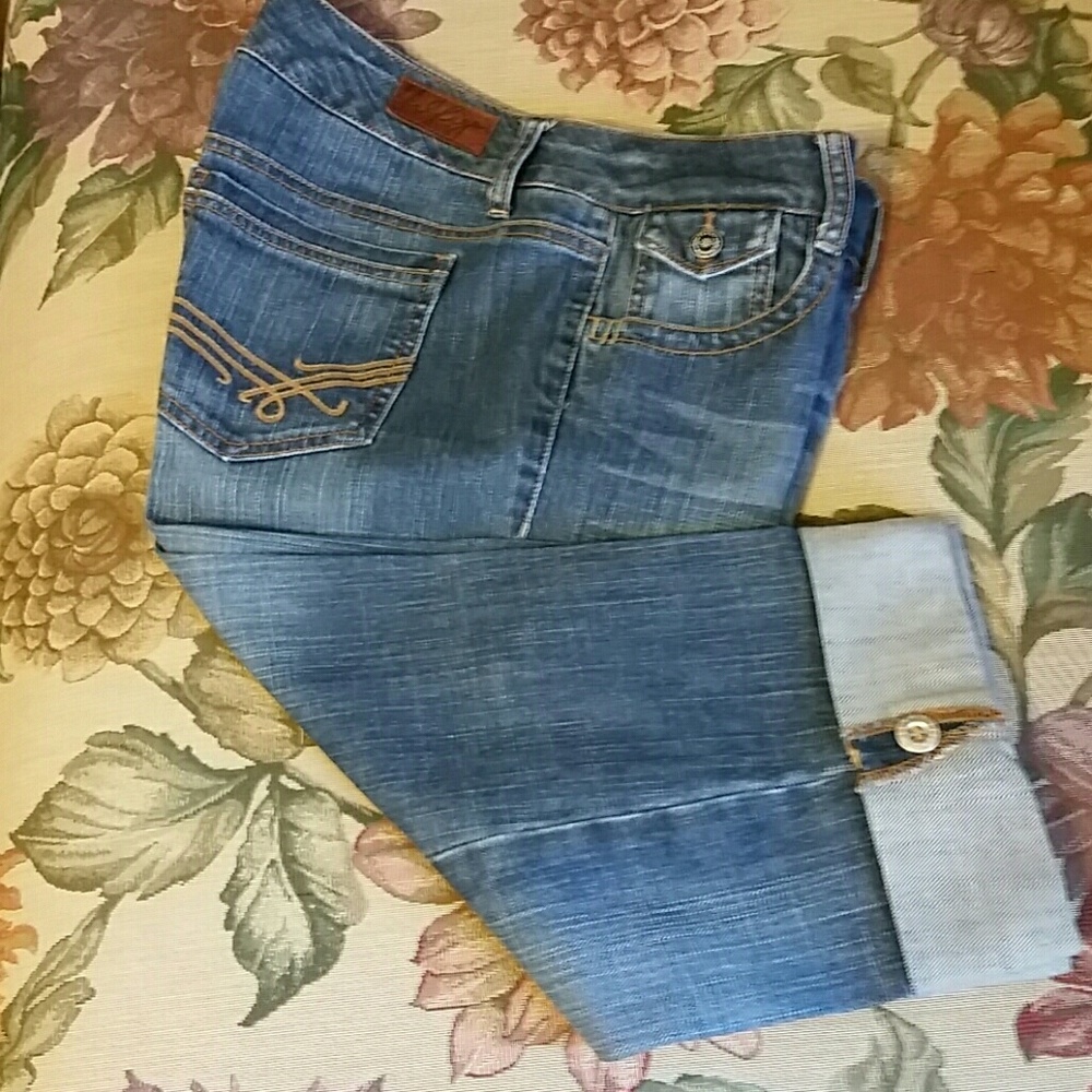 Tommy Hilfiger Mid-Rise Denim Jean Capris