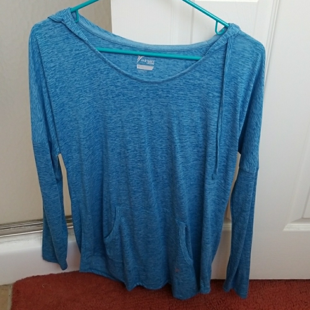 Old navy active workout top.