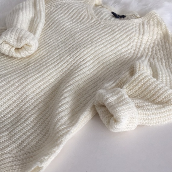 GAP Sweaters - Cream Long Sleeve GAP V-neck sweater