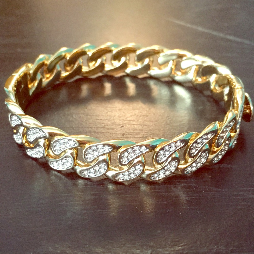 Women's bracelet