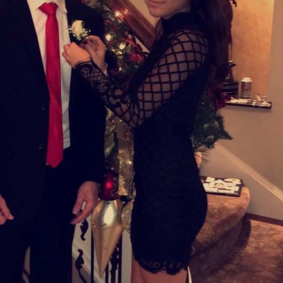 Black lace long sleeve dress - Picture 6 of 7