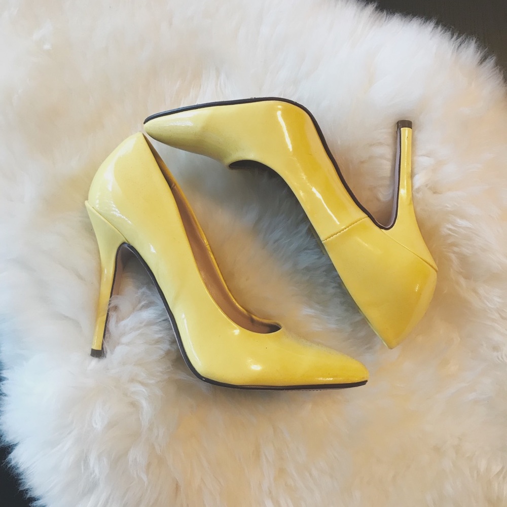 CR Pointed Toe Stiletto Pump