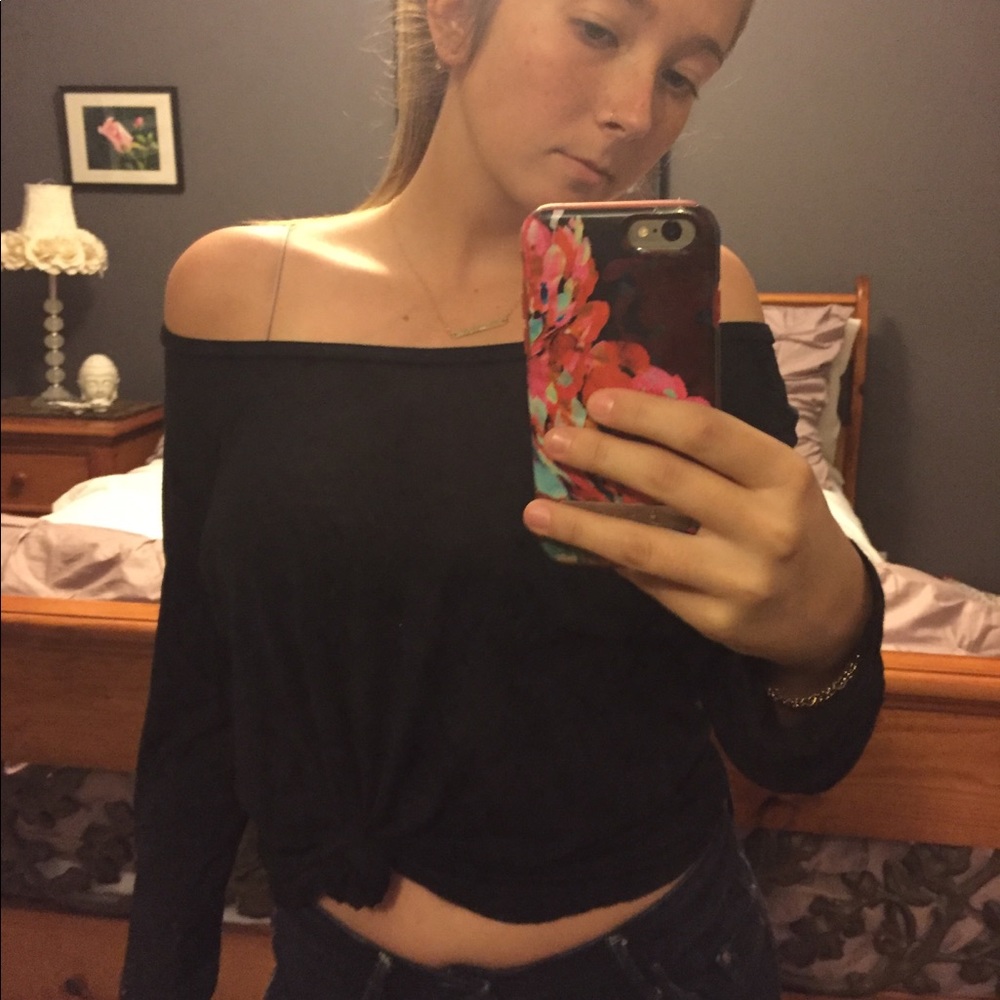 Black Long Sleeve Soft Top