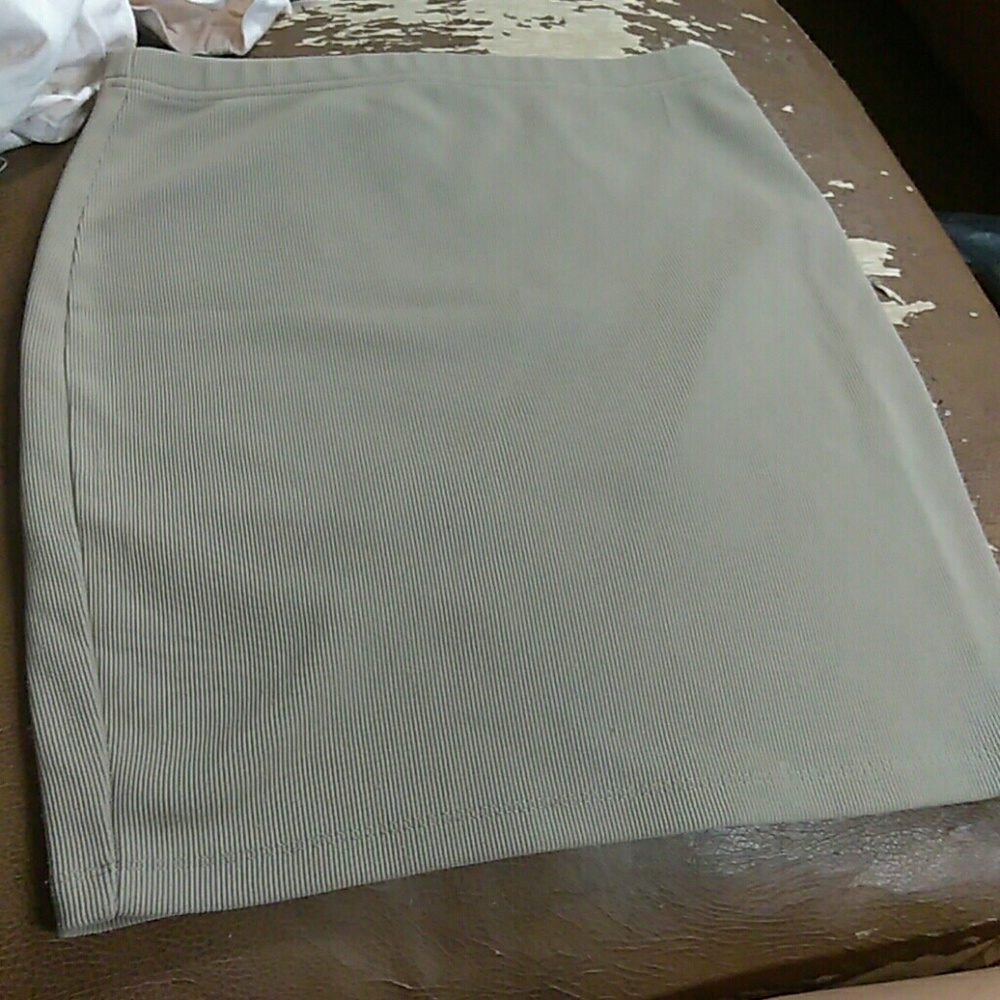 Forever 21 skirt