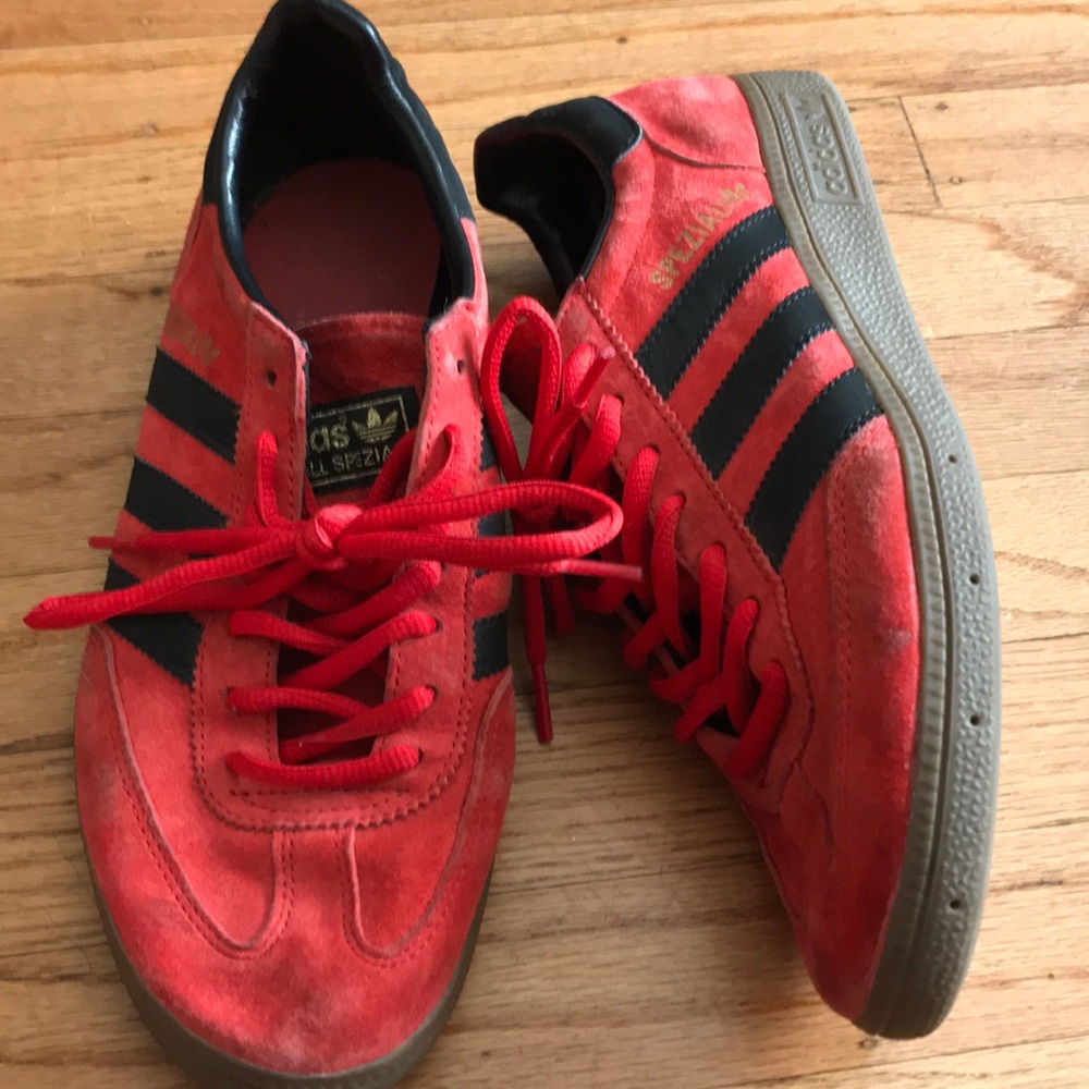 Adidas Spezial red