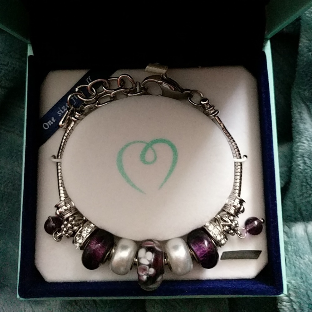 Lovita purple bracelet