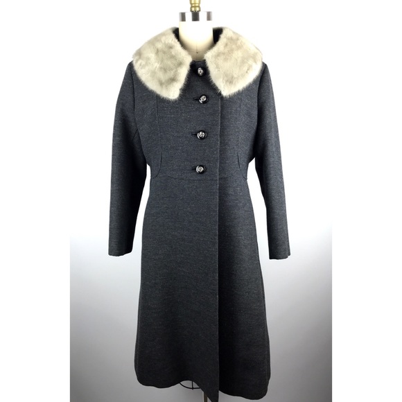 **SOLD** 1950s ZOLLINGER HARNED mink gray coat - Picture 2 of 8