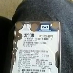 320GB hard drive "WD scopio blue"
