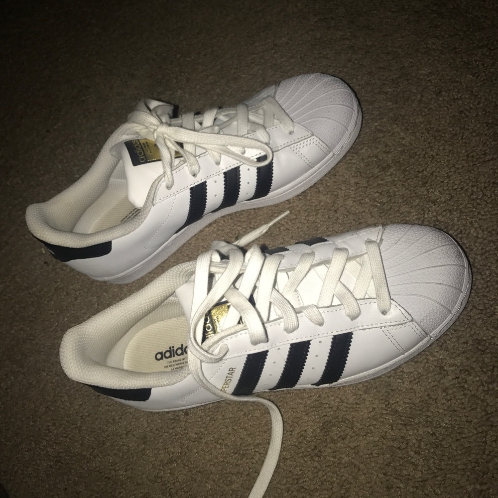 Adidas Superstar shell toe brand new