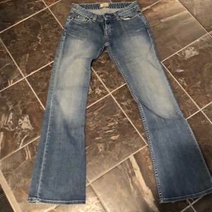 JEANS👖BKE denim 27x33
Great Condition