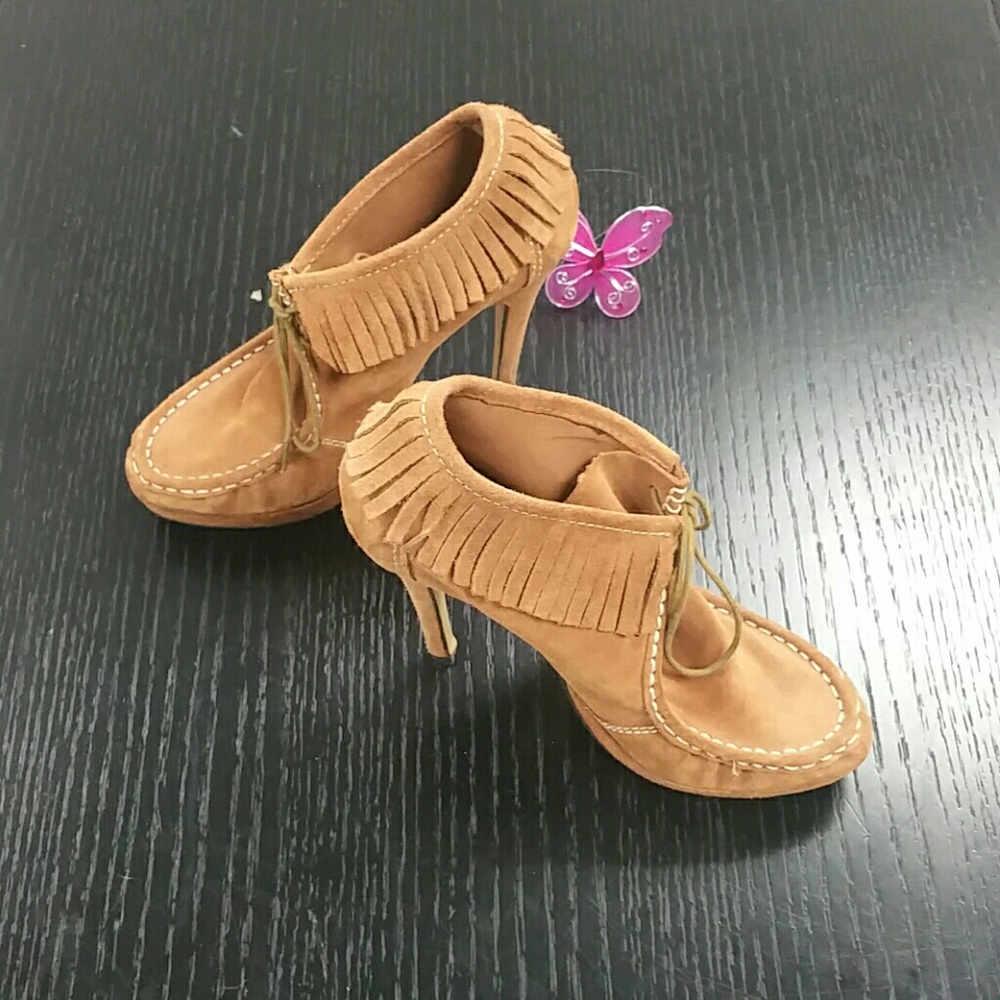 Charles David fringe ankle boots 02253P2.5SO