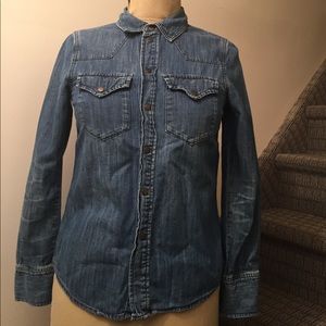 Madewell - chambray shirt