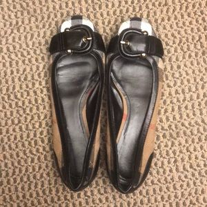 Burberry flats