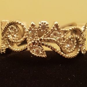 Gorgeous Rhinestone Ring