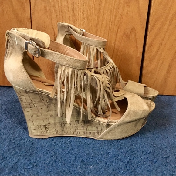 Maurice’s wedges - Picture 2 of 3